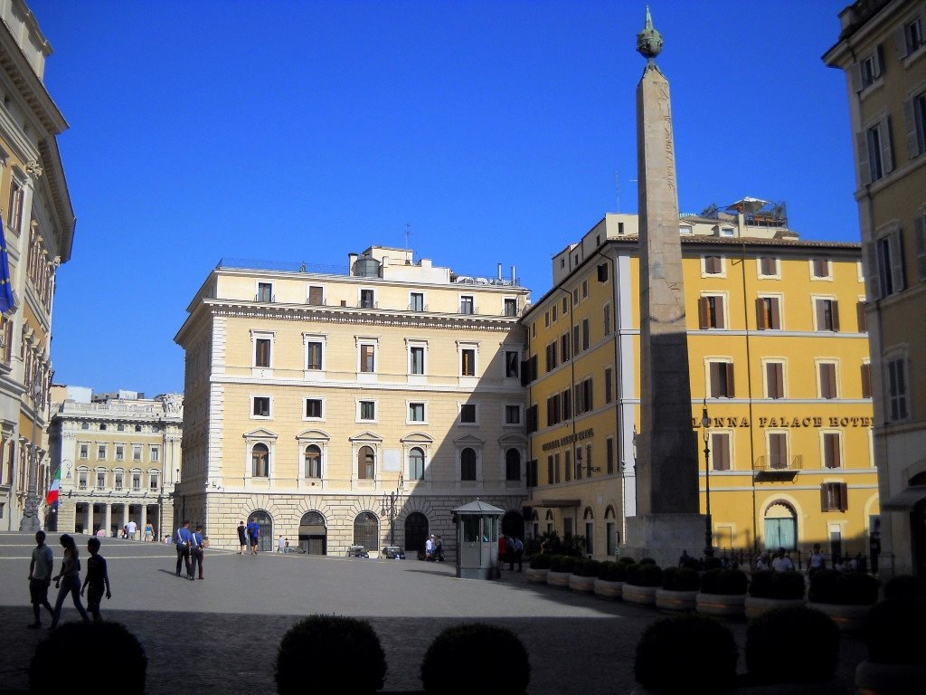 Piazza Montecitorio 2.JPG